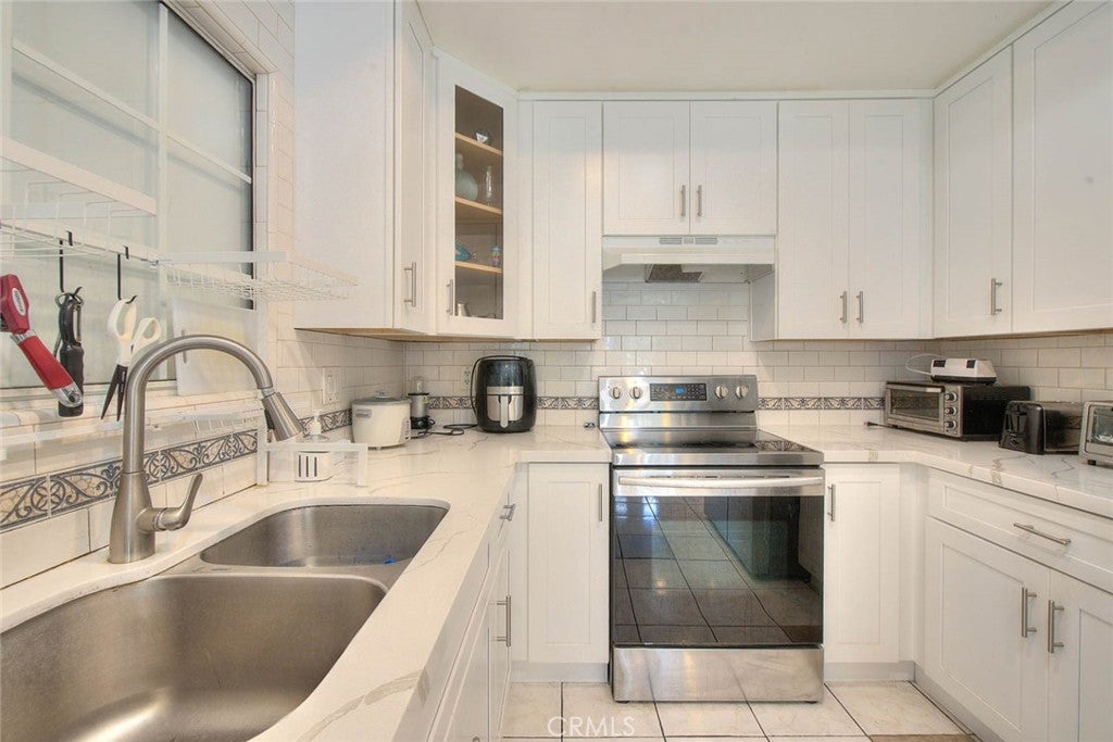 22676 Genova, Laguna Hills CA 92653 - Photo 6