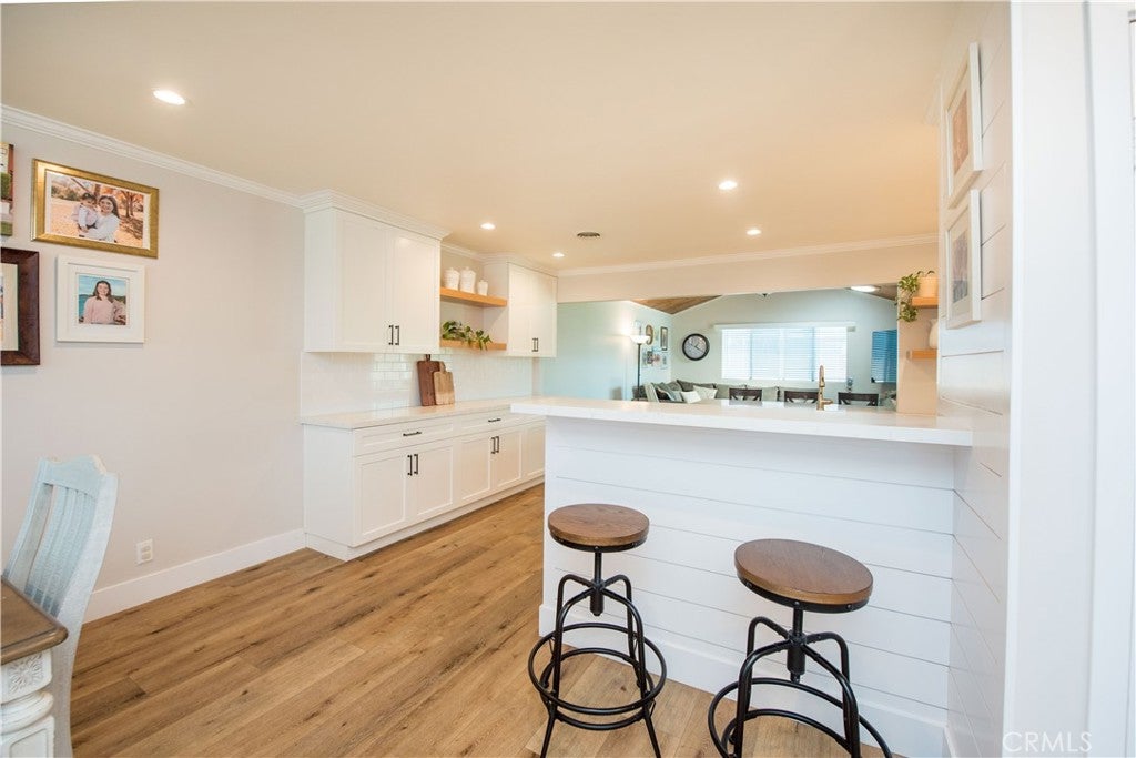 15442 Stanford