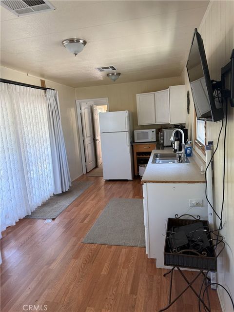 Tiny photo for 2118 Yellow Feather Cir, Paso Robles, CA 93446 (MLS # NS26045362)