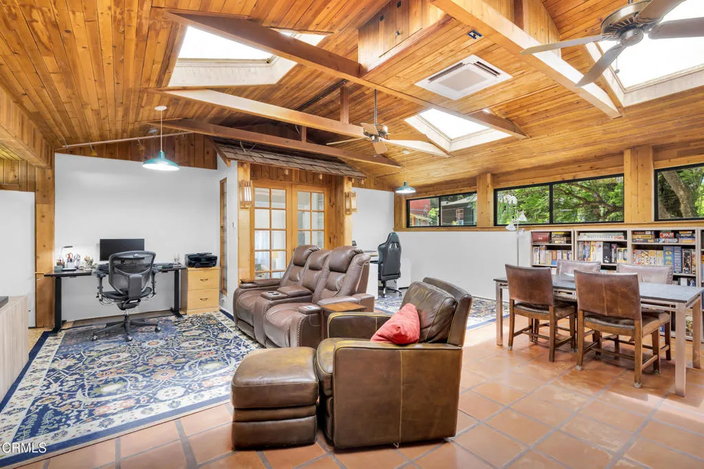 Sierra Madre, California 91024, United States, 4 Bedrooms Bedrooms, ,4 BathroomsBathrooms,Residential,Active,168955