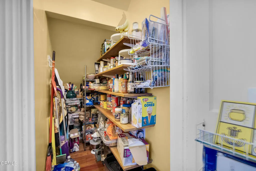 Sierra Madre, California 91024, United States, 4 Bedrooms Bedrooms, ,4 BathroomsBathrooms,Residential,Active,168955