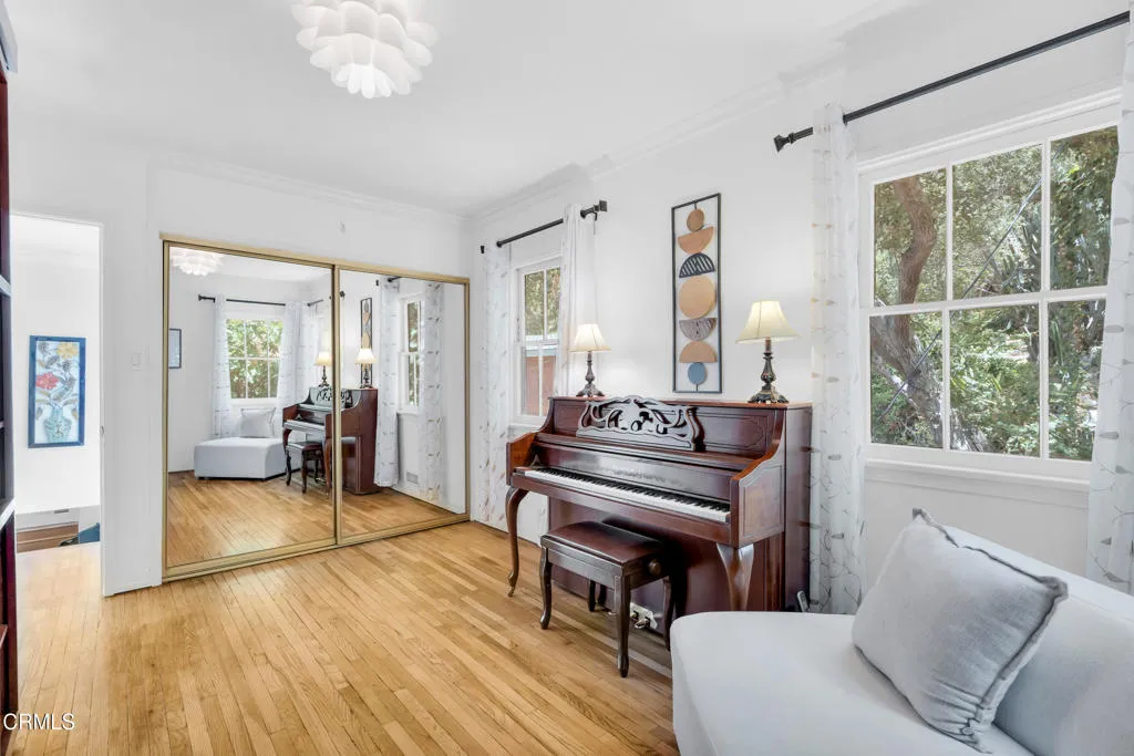 Sierra Madre, California 91024, United States, 4 Bedrooms Bedrooms, ,4 BathroomsBathrooms,Residential,Active,168955