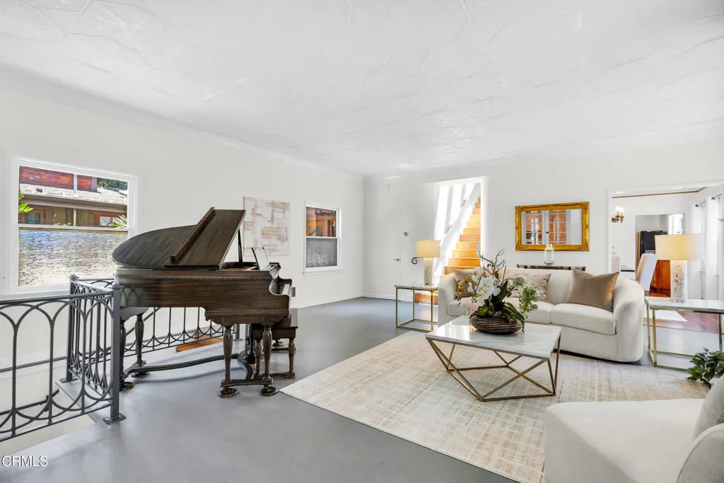 Sierra Madre, California 91024, United States, 4 Bedrooms Bedrooms, ,4 BathroomsBathrooms,Residential,Active,168955