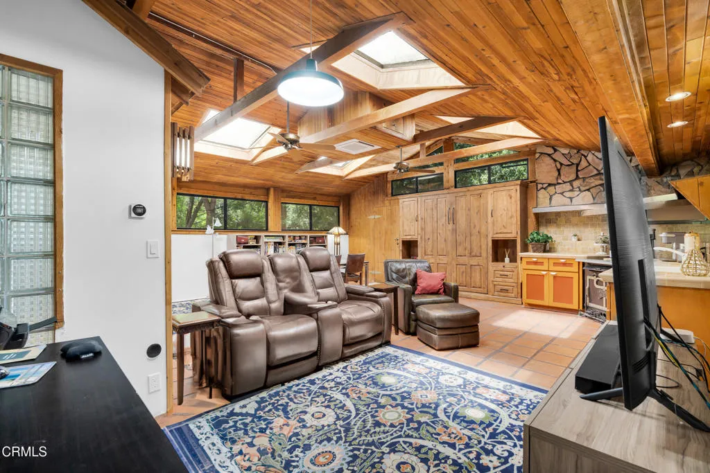 Sierra Madre, California 91024, United States, 4 Bedrooms Bedrooms, ,4 BathroomsBathrooms,Residential,Active,168955