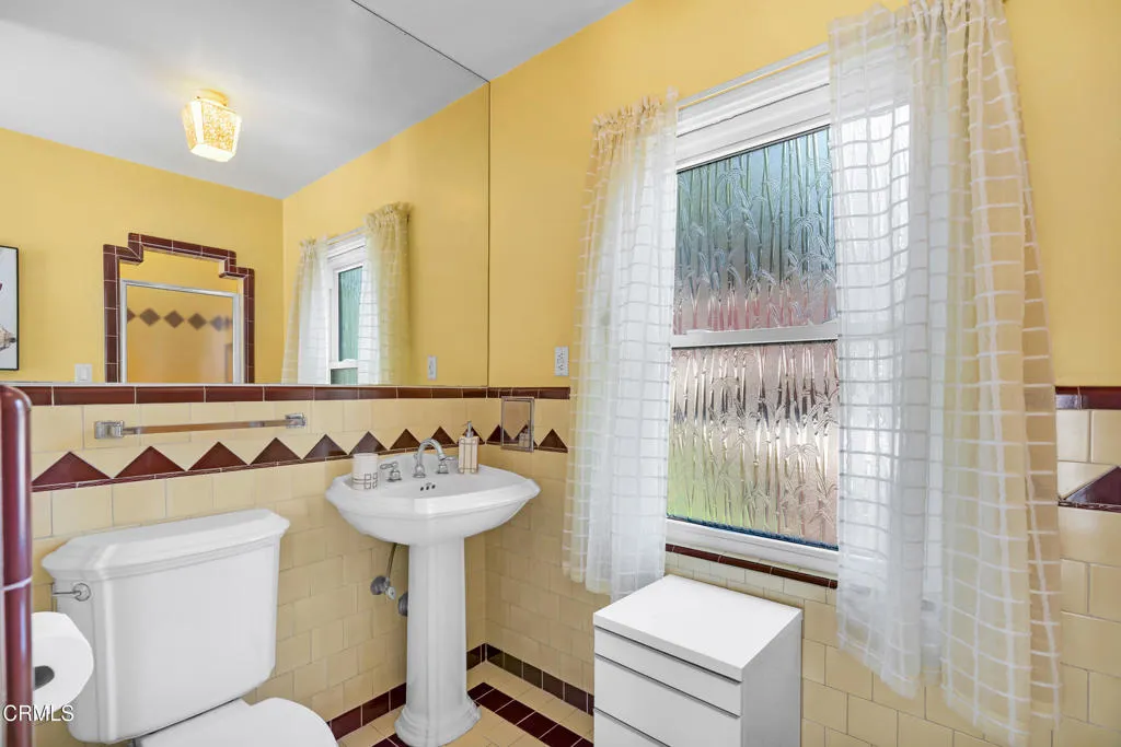 Sierra Madre, California 91024, United States, 4 Bedrooms Bedrooms, ,4 BathroomsBathrooms,Residential,Active,168955