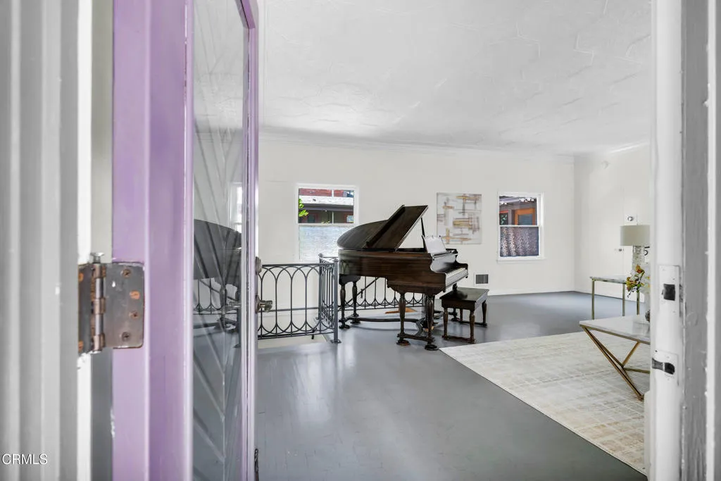 Sierra Madre, California 91024, United States, 4 Bedrooms Bedrooms, ,4 BathroomsBathrooms,Residential,Active,168955