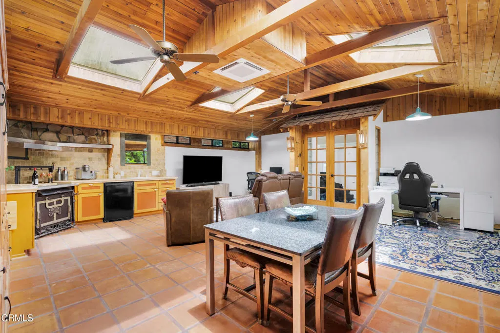 Sierra Madre, California 91024, United States, 4 Bedrooms Bedrooms, ,4 BathroomsBathrooms,Residential,Active,168955