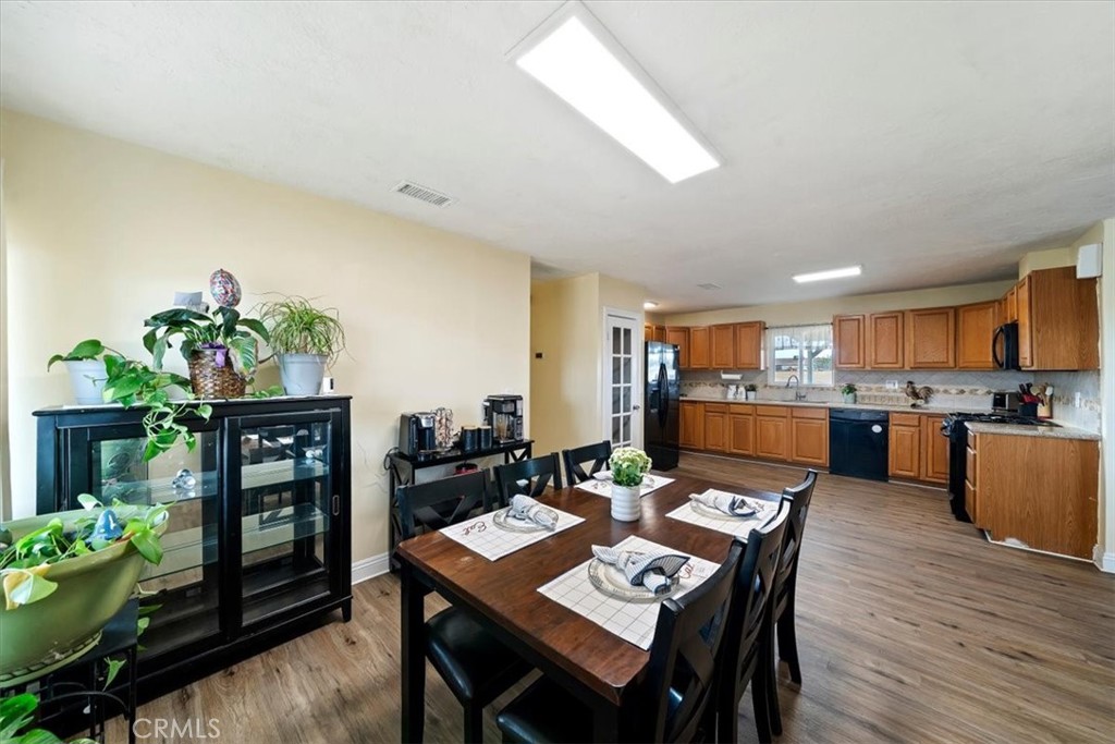 16219 Manzanita