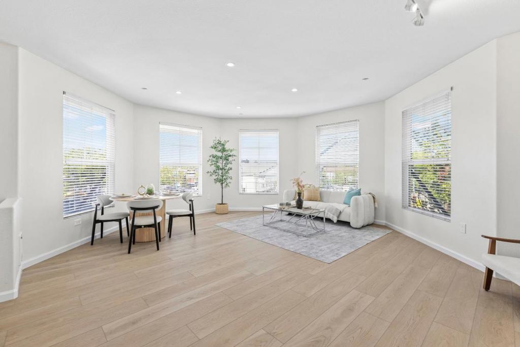 1121 40th Street 1301