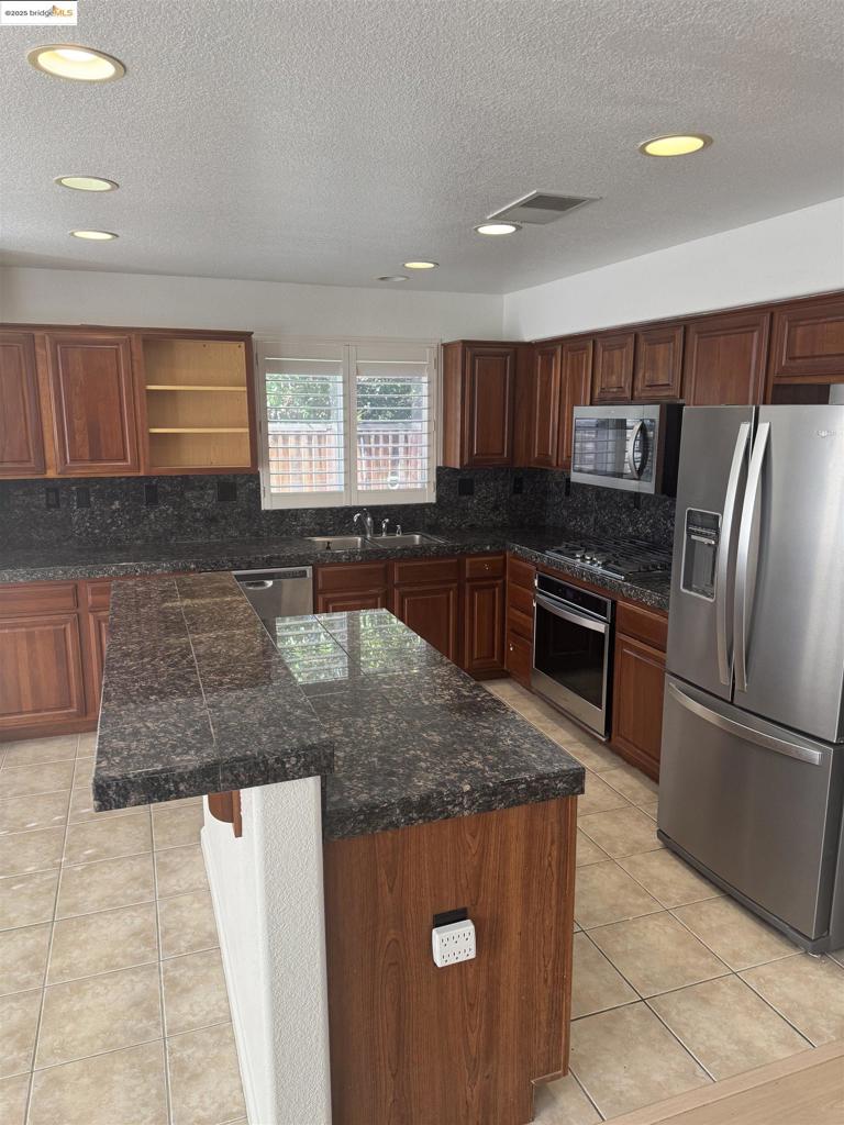 ANTIOCH - Residential Lease