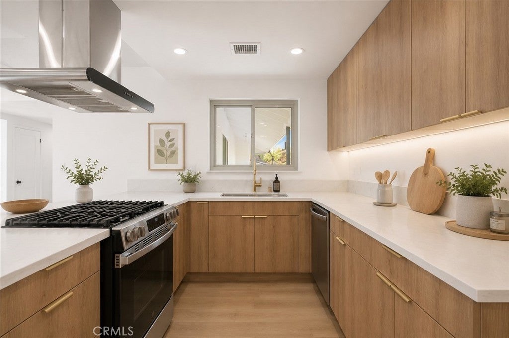 27611 Foster