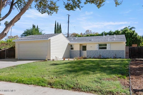 Photo of 2040 Clover Street, Simi Valley, CA 93065 (MLS # 226004892)