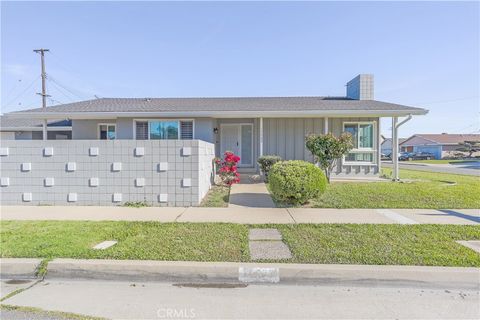 Photo of 17523 S Catalina Avenue, Gardena, CA 90248 (MLS # SB26074390)