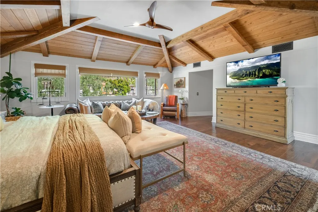 Hidden Hills, California 91302, United States, 5 Bedrooms Bedrooms, ,5 BathroomsBathrooms,Residential,Active,216365