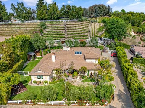 Photo of 5558 Hoback Glen Road, Hidden Hills, CA 91302 (MLS # SR25223370) Photo of 5558 Hoback Glen Road, Hidden Hills, CA 91302 (MLS # SR25223370)