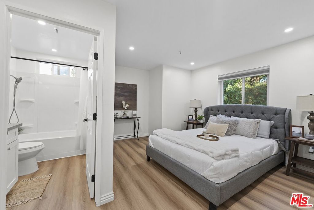 116 Marmion Way 9
