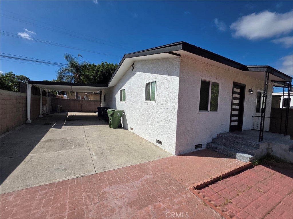 1106 W Mauretania St, Wilmington CA 90744