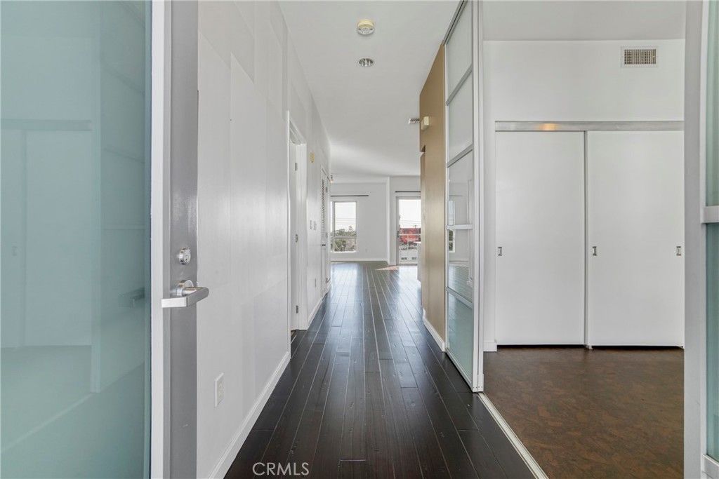 Photo of 11500 Tennessee Ave Ave #432, Los Angeles, CA 90064 (MLS # SR26021353)