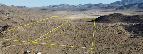 Photo of 2 Fairview Valley Road, Apple Valley, CA 92307 (MLS # HD25248194) Photo of 2 Fairview Valley Road, Apple Valley, CA 92307 (MLS # HD25248194)