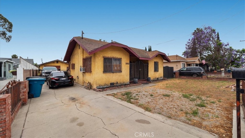3902 Live Oak Street