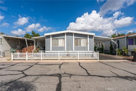 Photo of 3883 Buchanan, Riverside, CA 92503 (MLS # IV26073420)