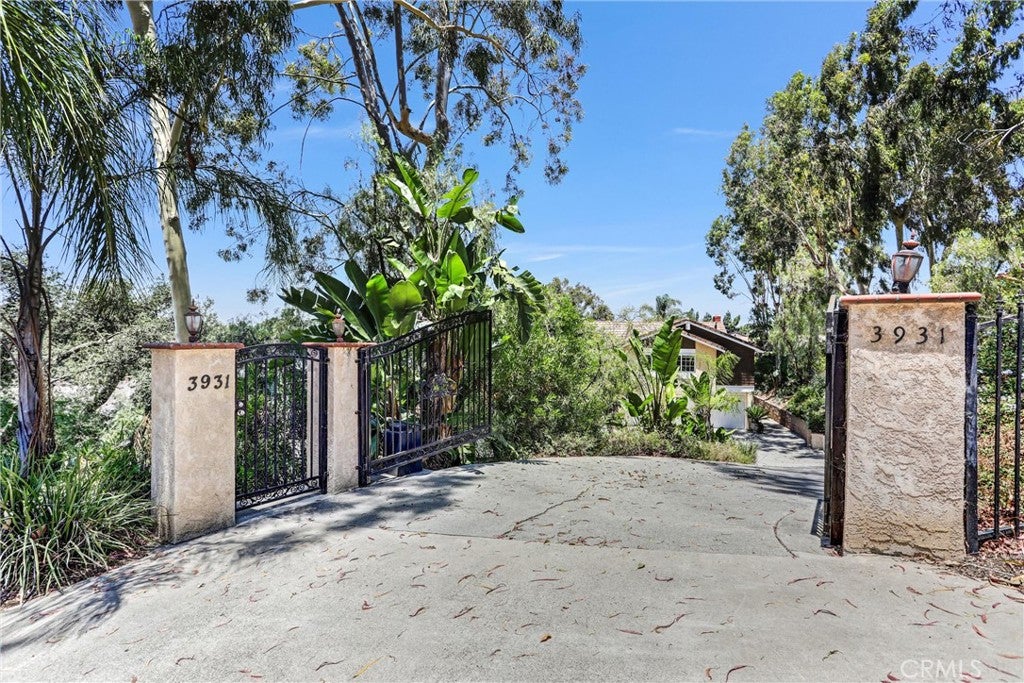 3931 E Lorencita Drive, West Covina CA 91791