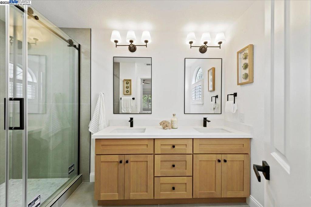 NEW CASTLE - Residential