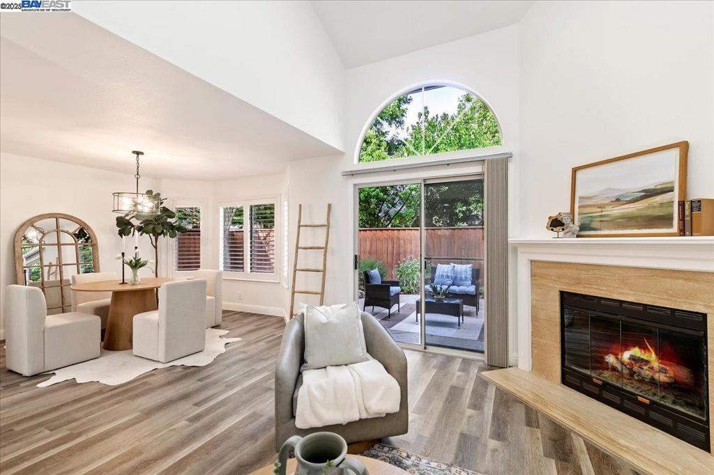 NEW CASTLE - Residential