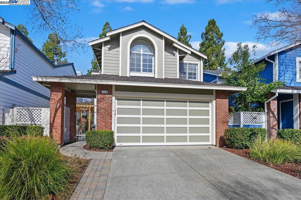 NEW CASTLE - Residential