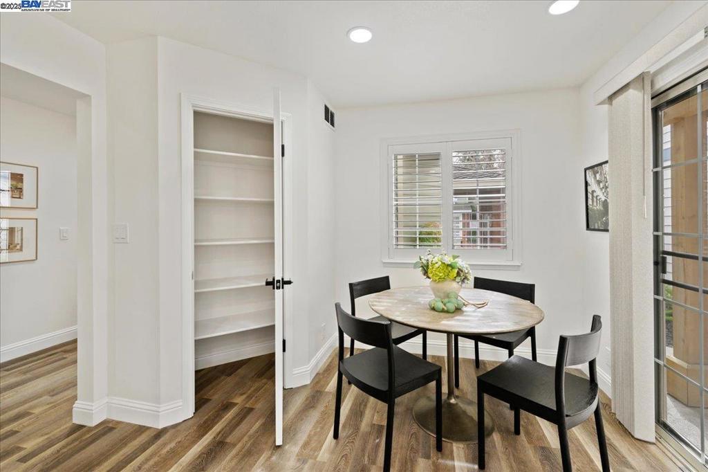 NEW CASTLE - Residential