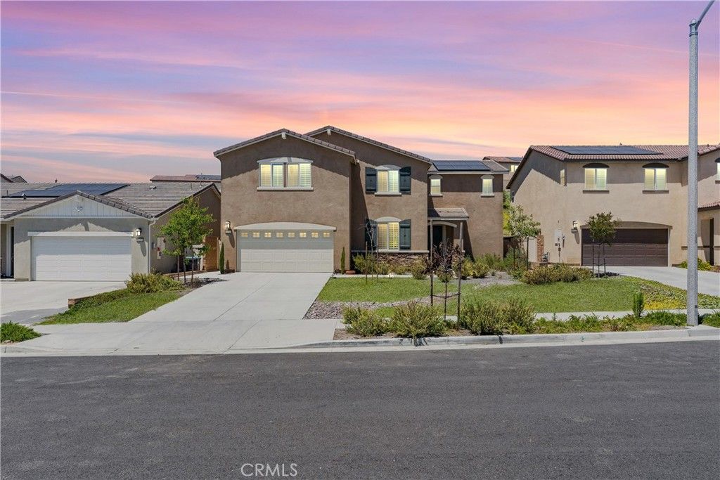 Photo of 33116 Table Rock Drive, Winchester, CA 92596 (MLS # OC25220616)