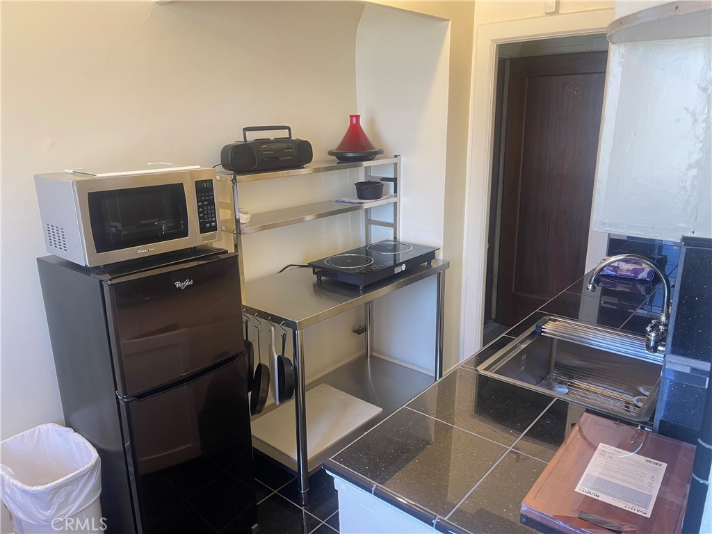 315 W 3rd Street 710