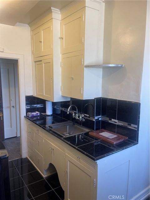 Photo of 315 W 3rd Street #710, Long Beach, CA 90802 (MLS # RS26030660)