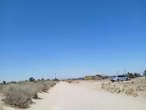 Photo of 0 Eaby Road, Phelan, CA 92371 (MLS # HD25157986) Photo of 0 Eaby Road, Phelan, CA 92371 (MLS # HD25157986)