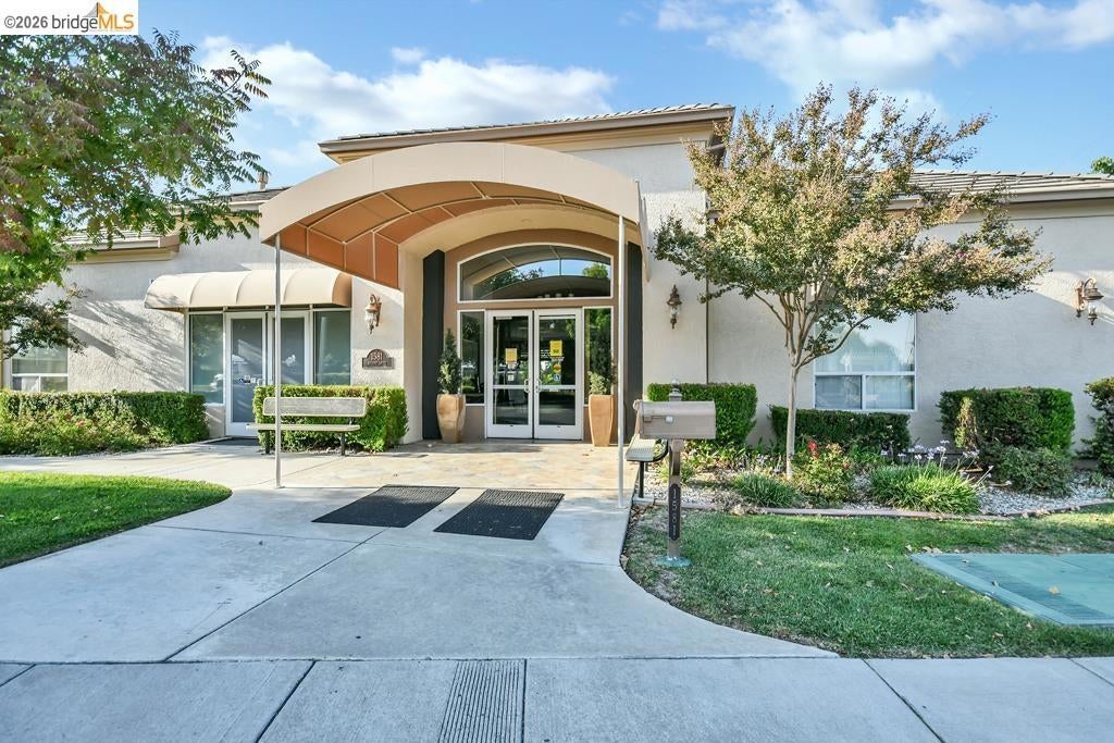 1926 Crispin Drive