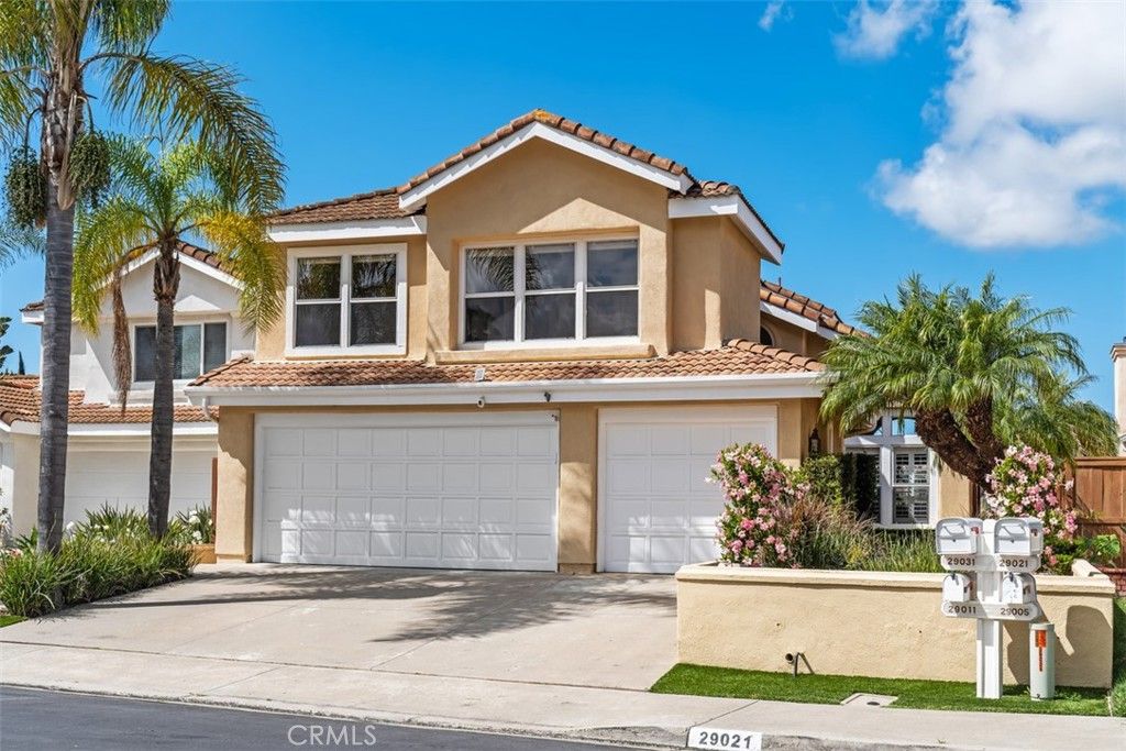 Photo of 29021 Via Pasatiempo, Laguna Niguel, CA 92677 (MLS # OC26059387)