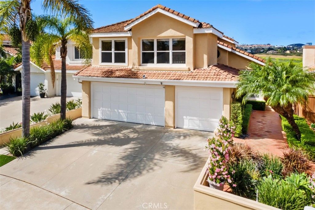 Photo of 29021 Via Pasatiempo, Laguna Niguel, CA 92677 (MLS # OC26059387)