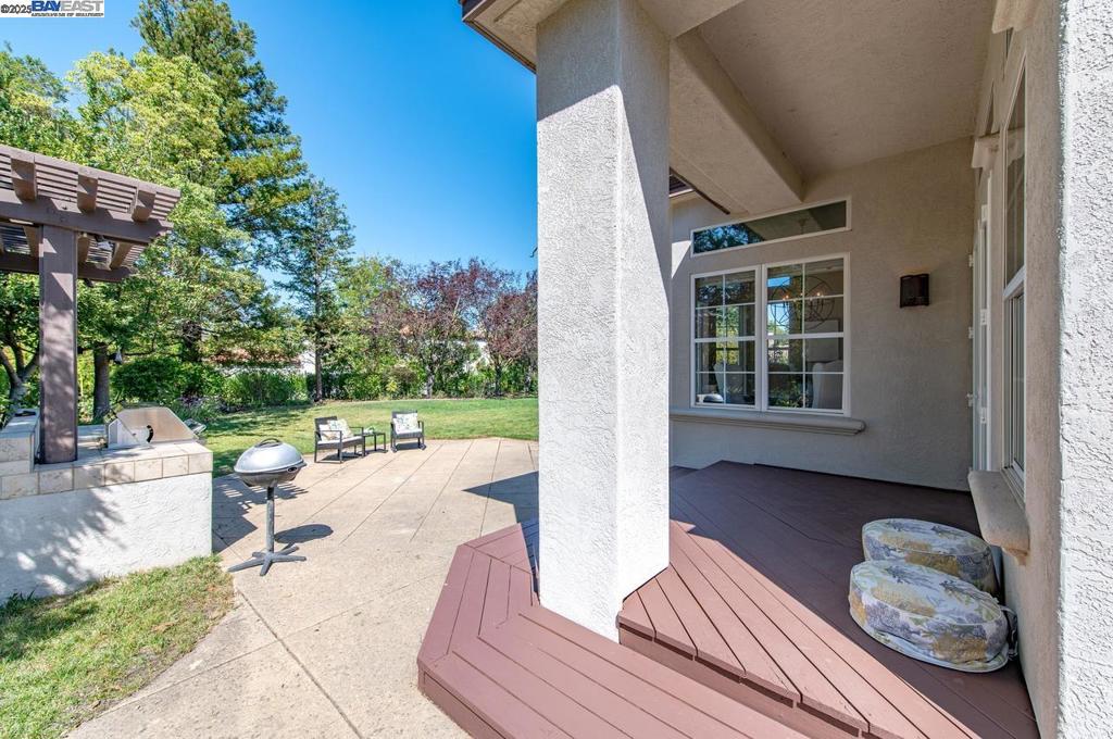 RUBY HILL - Residential