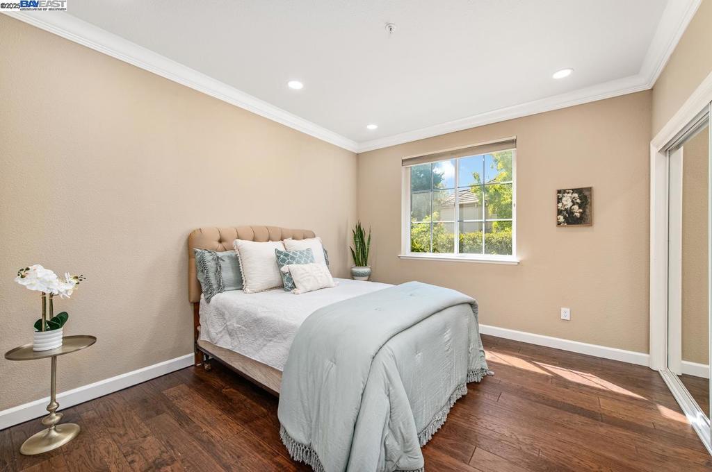 RUBY HILL - Residential