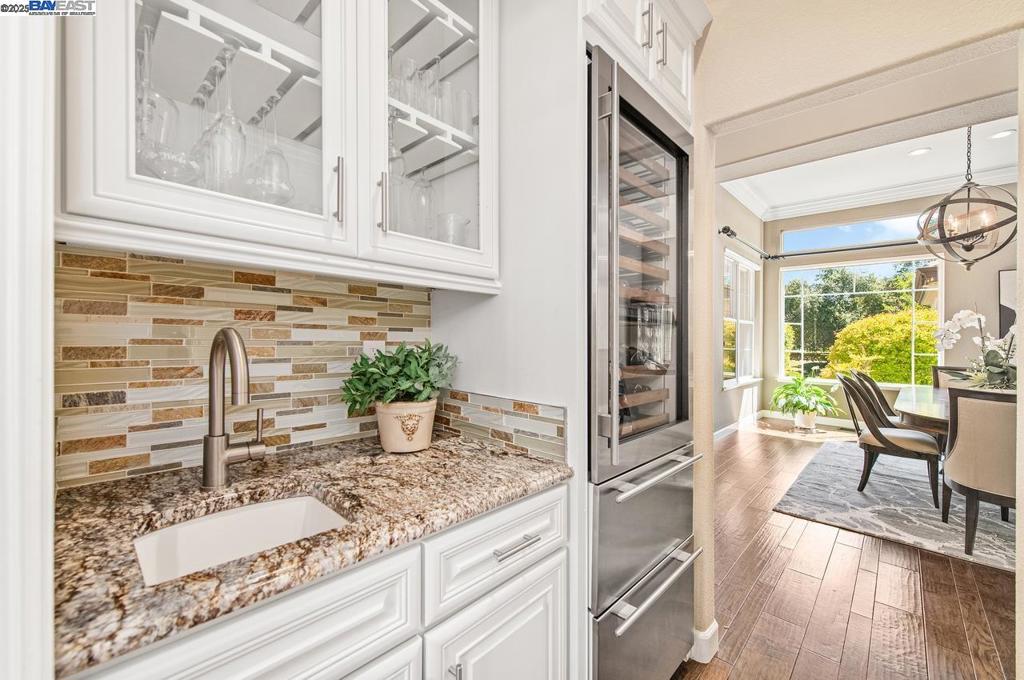 RUBY HILL - Residential