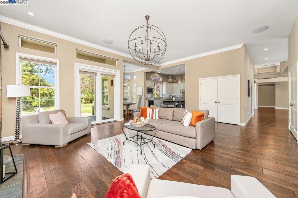 RUBY HILL - Residential