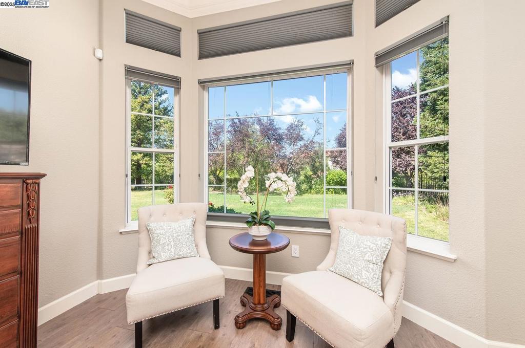 RUBY HILL - Residential