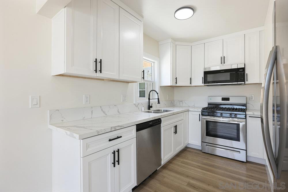 Newly remodeled, modern 1bdr/1bath with 1 garage. Upgrades include new HVAC, new LVP flooring, new kitchen with new countertops, cabinetry and S/S appliances, new bathroom, new windows, new shades and more. Top level unit with no shared walls. Tons of natural light. Walk to Balboa Park and North Park restaurants and shops. $2,895/month + $2,895 deposit. Monthly rent INCLUDES SDGE, water and trash. Shared laundry room with free laundry. Available for 10/1 move-in.
