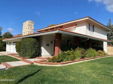 Photo of 1134 Galesmore Court, Westlake Village, CA 91361 (MLS # 226000921)