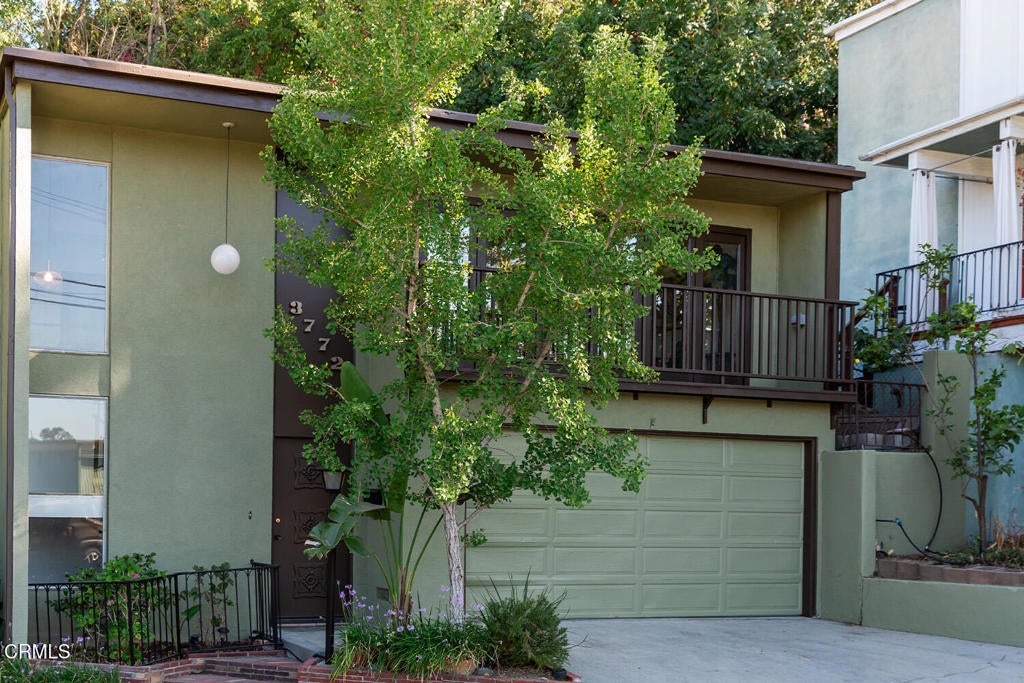 3772 Latrobe Street, Los Angeles CA 90031