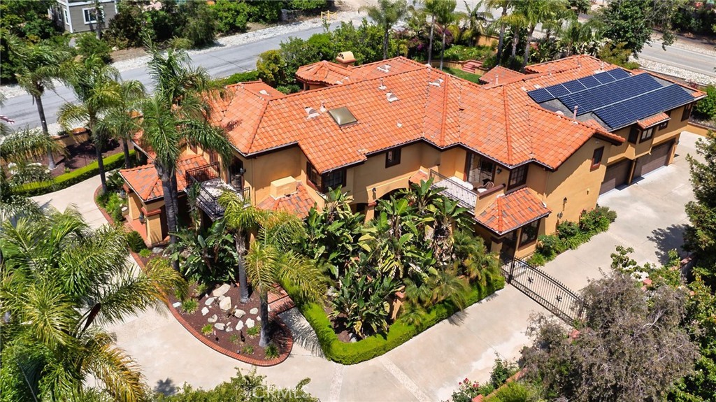 948 Peninsula Avenue