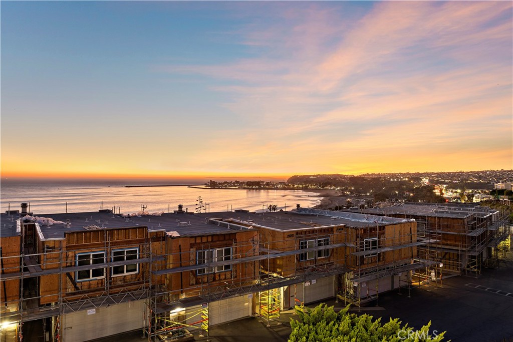 Dana Bluffs (DB) - Residential