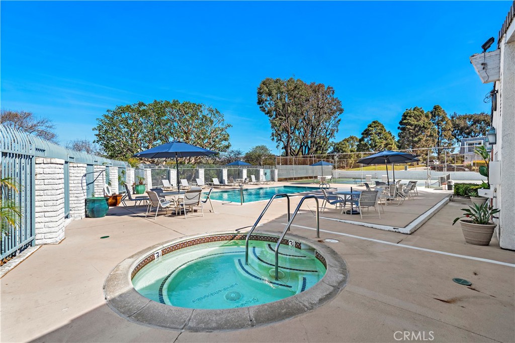 Dana Bluffs (DB) - Residential