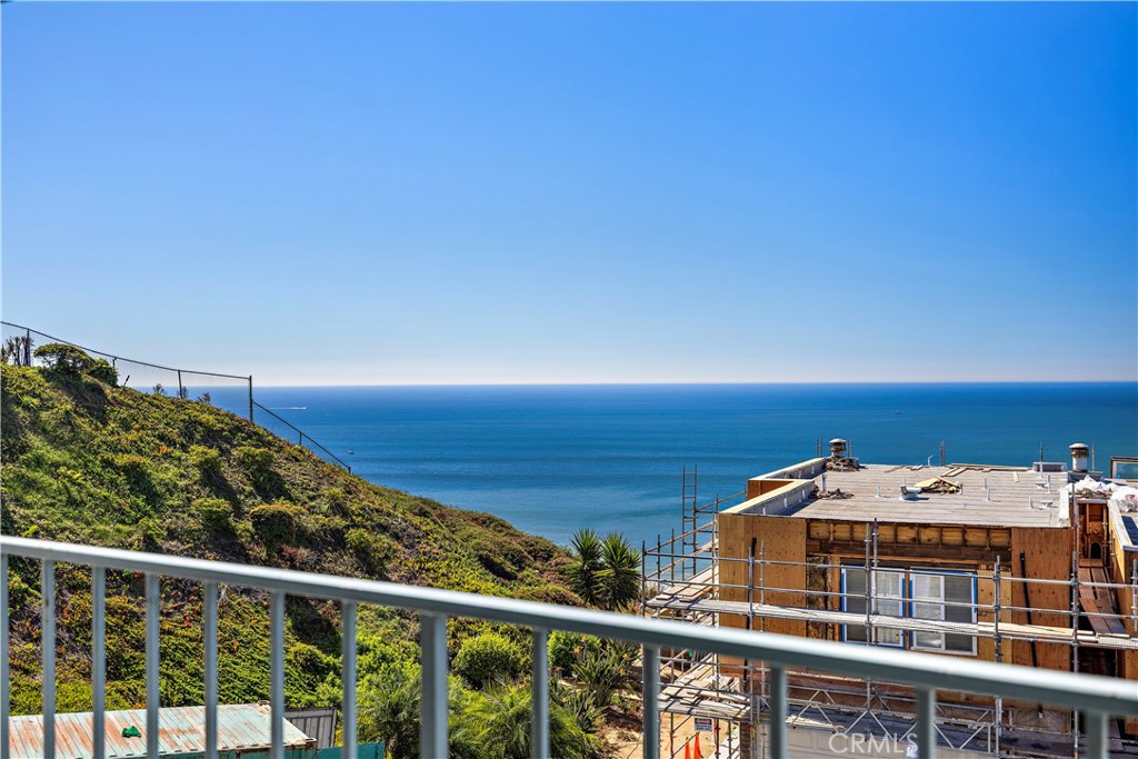 Dana Bluffs (DB) - Residential