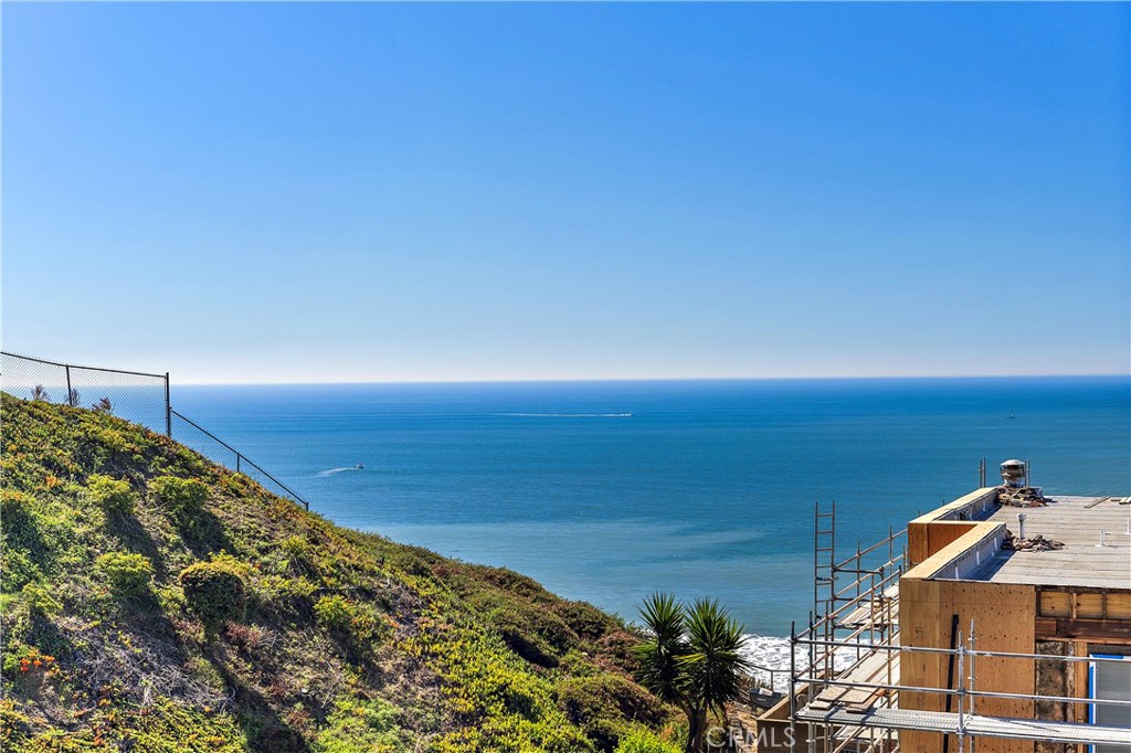 Dana Bluffs (DB) - Residential